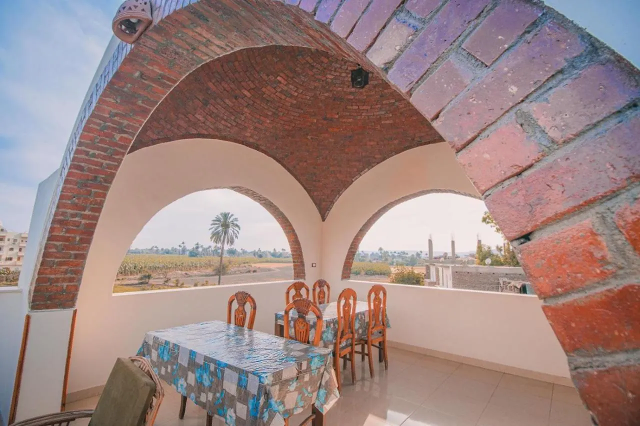 Tasneem Palace Luxor 0*,